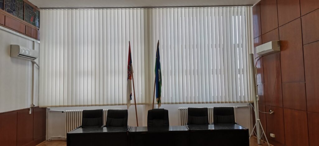 trakaste zavese u državnim institucijama